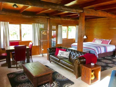 Millthorpe Truffles Gorgeous Getaway For 2 - Yamba Accommodation 2