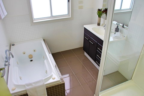 Birubi On Bay Of Fires - Yamba Accommodation 4