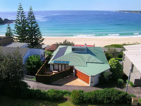BEDARRA MOLLYMOOK BEACH - Yamba Accommodation 5