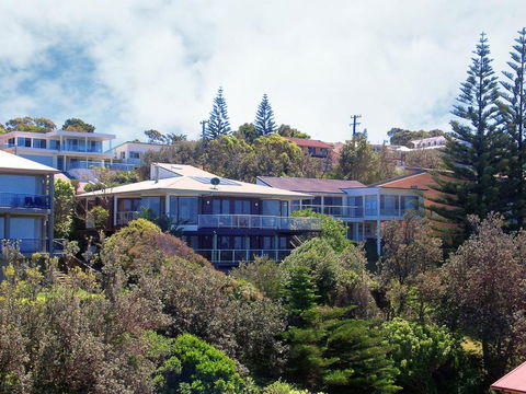 BEDARRA MOLLYMOOK BEACH - Yamba Accommodation 6