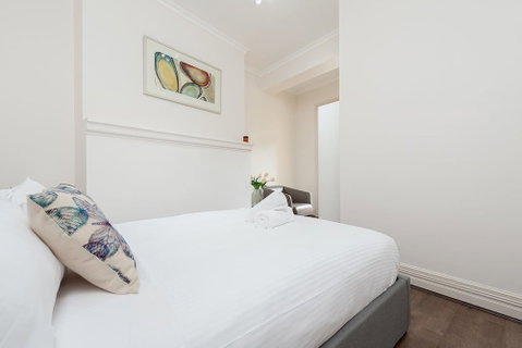 Stunning Sydney Home 11 - Yamba Accommodation 2