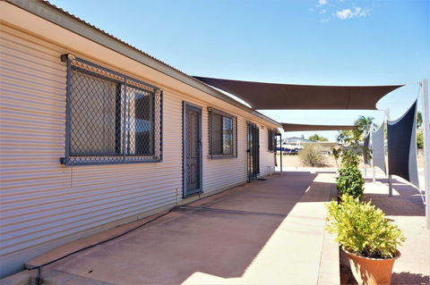 9 Krait Street - Yamba Accommodation 0
