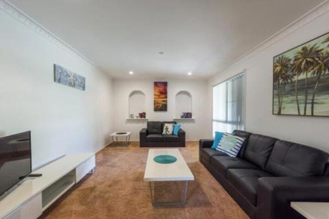 Drift Inn - Yamba Accommodation 0