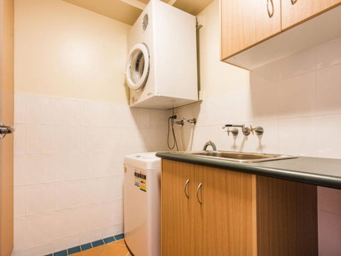 Riverview Apartments 1.3 - Yamba Accommodation 3