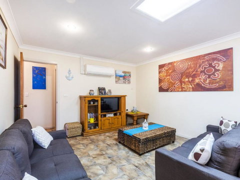 Mermaid Lodge - Yamba Accommodation 5
