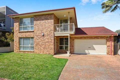 Hello Sunshine 50m To Beach Access - Yamba Accommodation 0