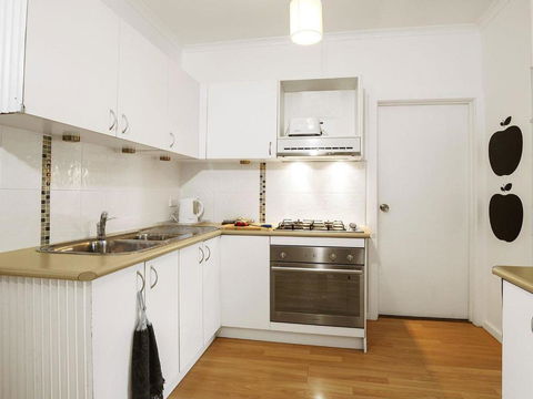 Sunshine Dazed Walk To Shops & Cafes - Yamba Accommodation 2