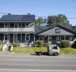 Robertson Public House  Kitchen - Yamba Accommodation