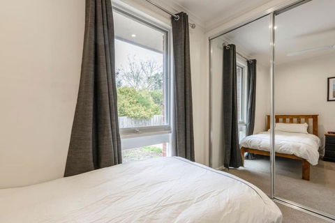 ?Spacious Bungalow?5min Walk To Station?5min To Box Hill?WiFi?Parking - Yamba Accommodation 2