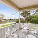 BEACHSIDE GETAWAY DROMANA - Yamba Accommodation 0