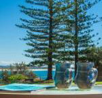 Perfectly Positioned Beachfront Apartment Unit 6 - Yamba Accommodation