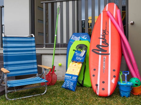 Serenity Shores (by Jervis Bay Rentals) - Yamba Accommodation 3