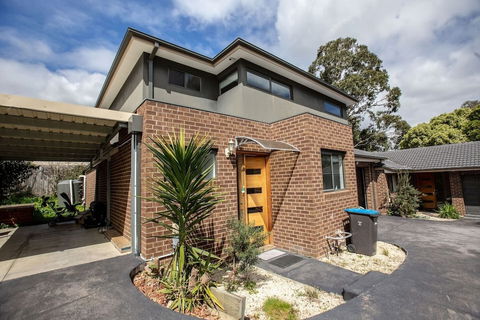 Stunning 3beds Near Knox Shopping Centro@wantirna - Yamba Accommodation 1
