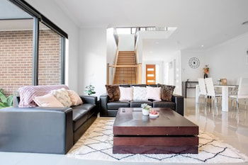 Stunning 3beds Near Knox Shopping Centro@wantirna - Yamba Accommodation 0