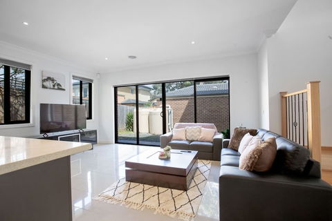 Stunning 3beds Near Knox Shopping Centro@wantirna - Yamba Accommodation 2