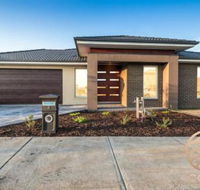 119Breath of the Forest in the Heart of Clyde - Yamba Accommodation