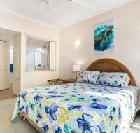 A Taste of the Tropics - Yamba Accommodation