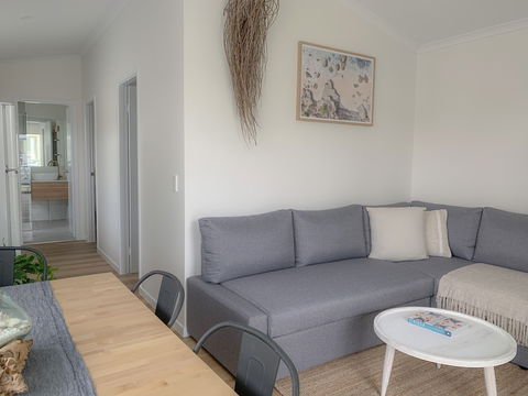 Little Palm Cabins - Yamba Accommodation 4