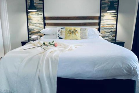 The Silvermoon Villa Private Villa - Yamba Accommodation 2