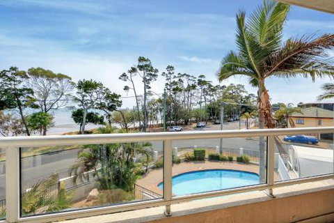 Bikinis & Martinis At Points North - Yamba Accommodation 5