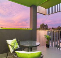 Canopy at 44 Minutes from the CBD Train  Cafes Wifi Nespresso Amenities - Yamba Accommodation