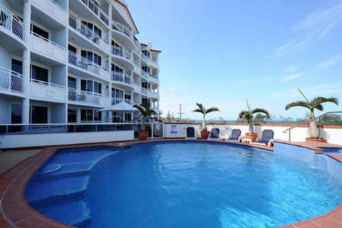 2 Bedroom Alex Unit Ocean Pool & Park Views - Yamba Accommodation 0
