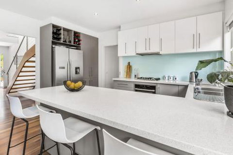 BANGALOW MORNINGTON - Yamba Accommodation 2
