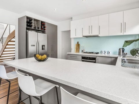 BANGALOW MORNINGTON - Yamba Accommodation 1