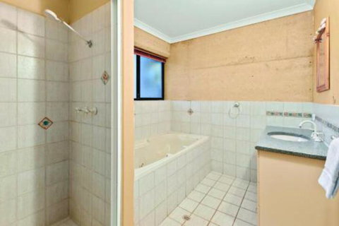 Swallows Nest - Yamba Accommodation 2