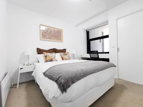 Hawthorn Elegant Lifestyle 1 Bedroom Apartment - Yamba Accommodation 3