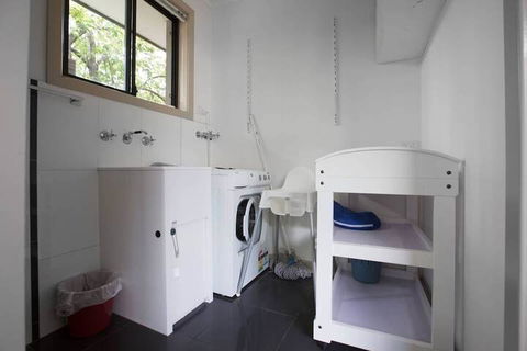 Spacious 3bedrooms Big House@mitcham - Yamba Accommodation 3