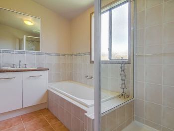 Beach House On Katherine Circuit - Yamba Accommodation 6