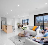 108spacious Point Cook Estate4br2btdoublegarage - Yamba Accommodation