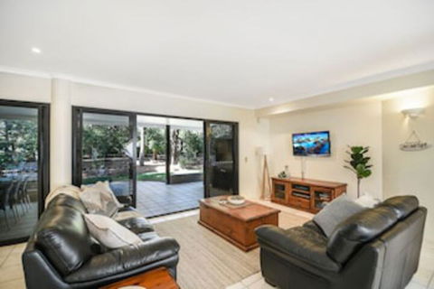 Home Away From Home, 38 Redwood Avenue, Marcus Beach, Noosa Area - Yamba Accommodation 0