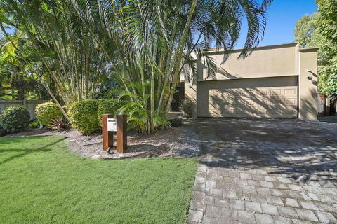 Home Away From Home, 38 Redwood Avenue, Marcus Beach, Noosa Area - Yamba Accommodation 1