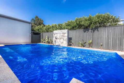 Lyrona - 3/35 Avocet Parade - Yamba Accommodation 0