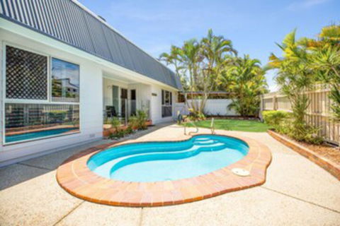 Allamanda Sands - 23 Oriole Avenue - Yamba Accommodation 0