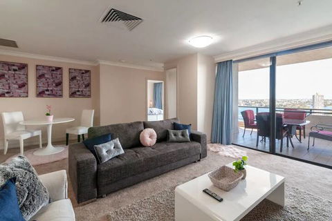 Milsons Point Apartment With Harbour Bridge Views - Yamba Accommodation 4