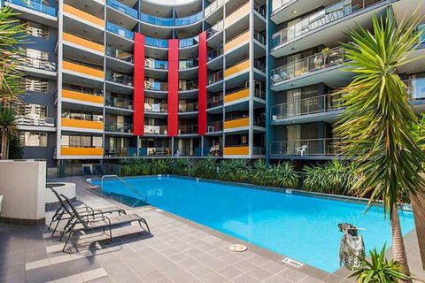 Code Apartment - Yamba Accommodation 6
