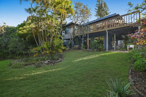 Summer Place - 24 Shearwater Street - Yamba Accommodation 2