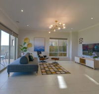 Luxury Waterfront Grand Villa in Melbourne - Yamba Accommodation