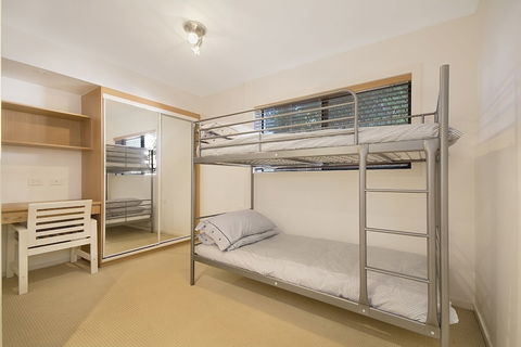 Minutes Walk To Peregian Beach & Surf! Unit 1 / 28 Pelican Street - Yamba Accommodation 6