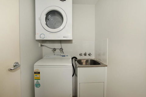 Unit 2 On The Park Coolum Beach - Yamba Accommodation 3