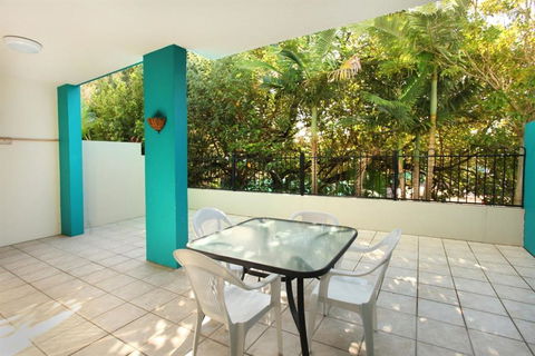 Unit 2 On The Park Coolum Beach - Yamba Accommodation 1