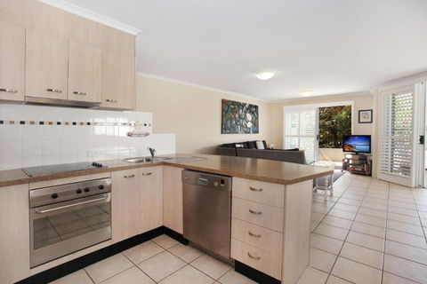 Unit 3 On The Park Coolum Beach - Yamba Accommodation 1