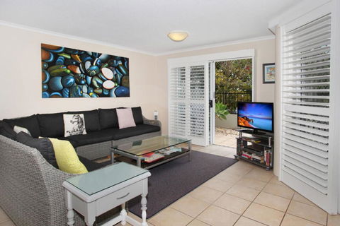 Unit 3 On The Park Coolum Beach - Yamba Accommodation 2
