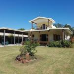 Seafarer Cottage - Yamba Accommodation 0