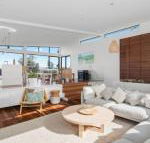 Mitchell 220 BANNISTERS BEACH HOUSE - Yamba Accommodation