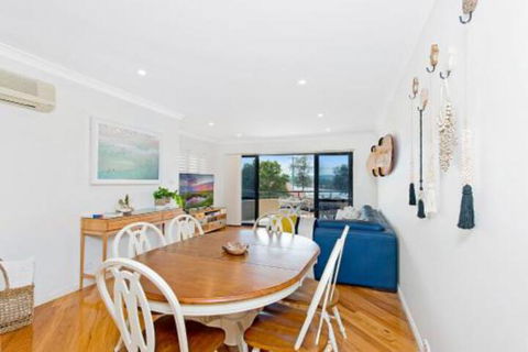 Dolphin Cove Apt 5 - Yamba Accommodation 3