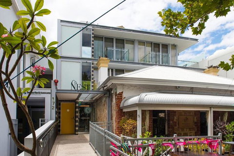 Hollywood Style Studio With Fantastic Roof Terrace - Yamba Accommodation 1